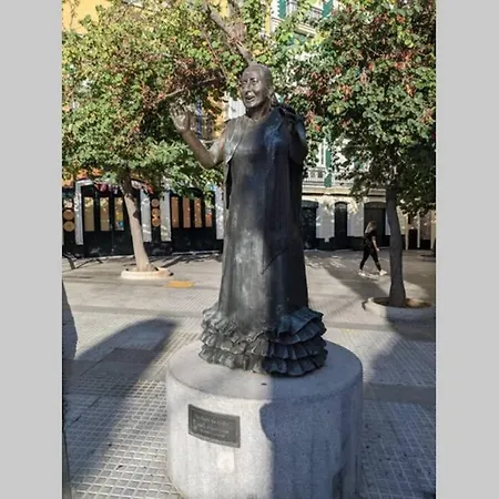 Lindo En El Centro Historico De Cádiz